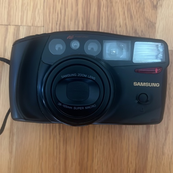📸 Vintage Samsung Maxima Zoom 105 35mm Film CameraSuper Macro 90s Retro Style